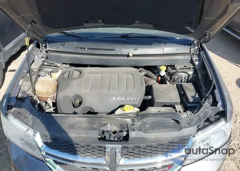 2013 Dodge Journey Sxt z USA, uszkodzony, nr VIN 3C4PDDBG6DT695968